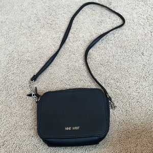 Nine West small crossbody bag, black